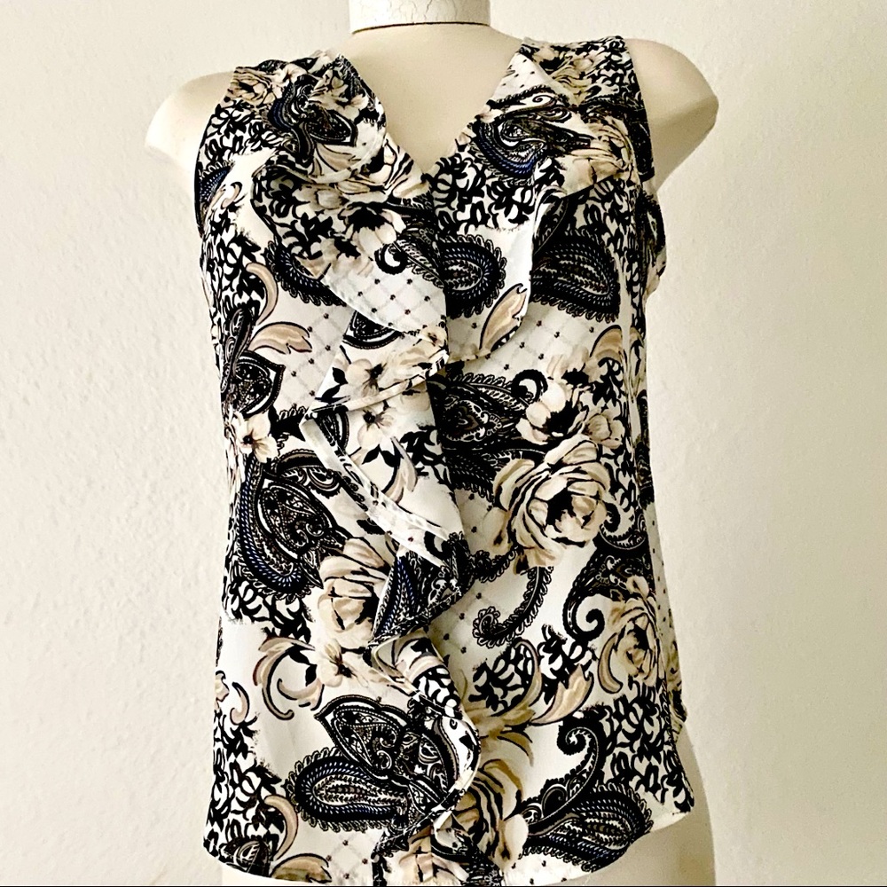 NWOT NWT White House Black Market Top XS